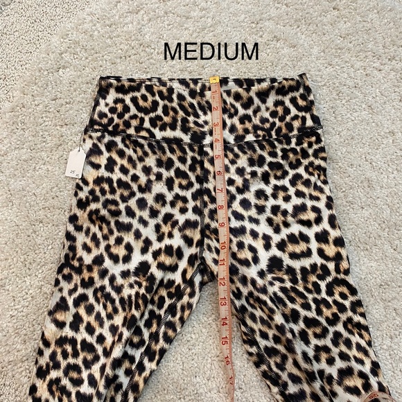 Animal print high waisted leggings small NWT - Picture 11 of 15